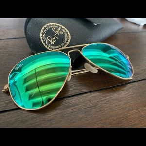 Ray Ban Aviator Flash sunglasses gold frames